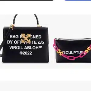 From Off-White Shop iconic bags with Authenticity Guarantee.